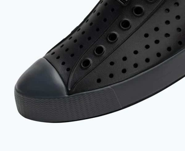 Native Shoes Shoes^Jefferson Star Wars Print Jiffy Black/ Gravity Grey/ Darth Vader