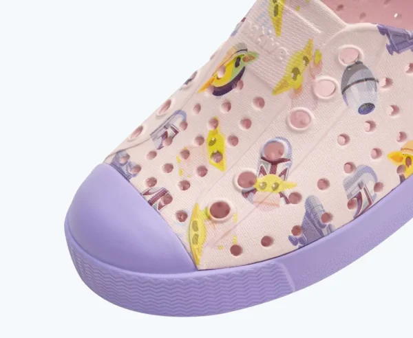 jefferson_star_wars_print_3-6.webp Native Shoes Shoes^Jefferson Star Wars Print Child Milk Pink/ Healing Purple/ Mando Aop