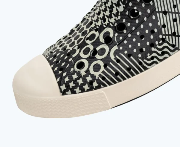 Native Shoes Shoes^Jefferson Sugarlite Print Jiffy Black/ Bone White/ Jiffy Bone Multi Hex